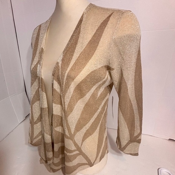 NEW Chico's PALM LEAVES
LUREX YELENA
CARDIGAN FASHION
ALABASTER breathable light - Picture 2 of 12